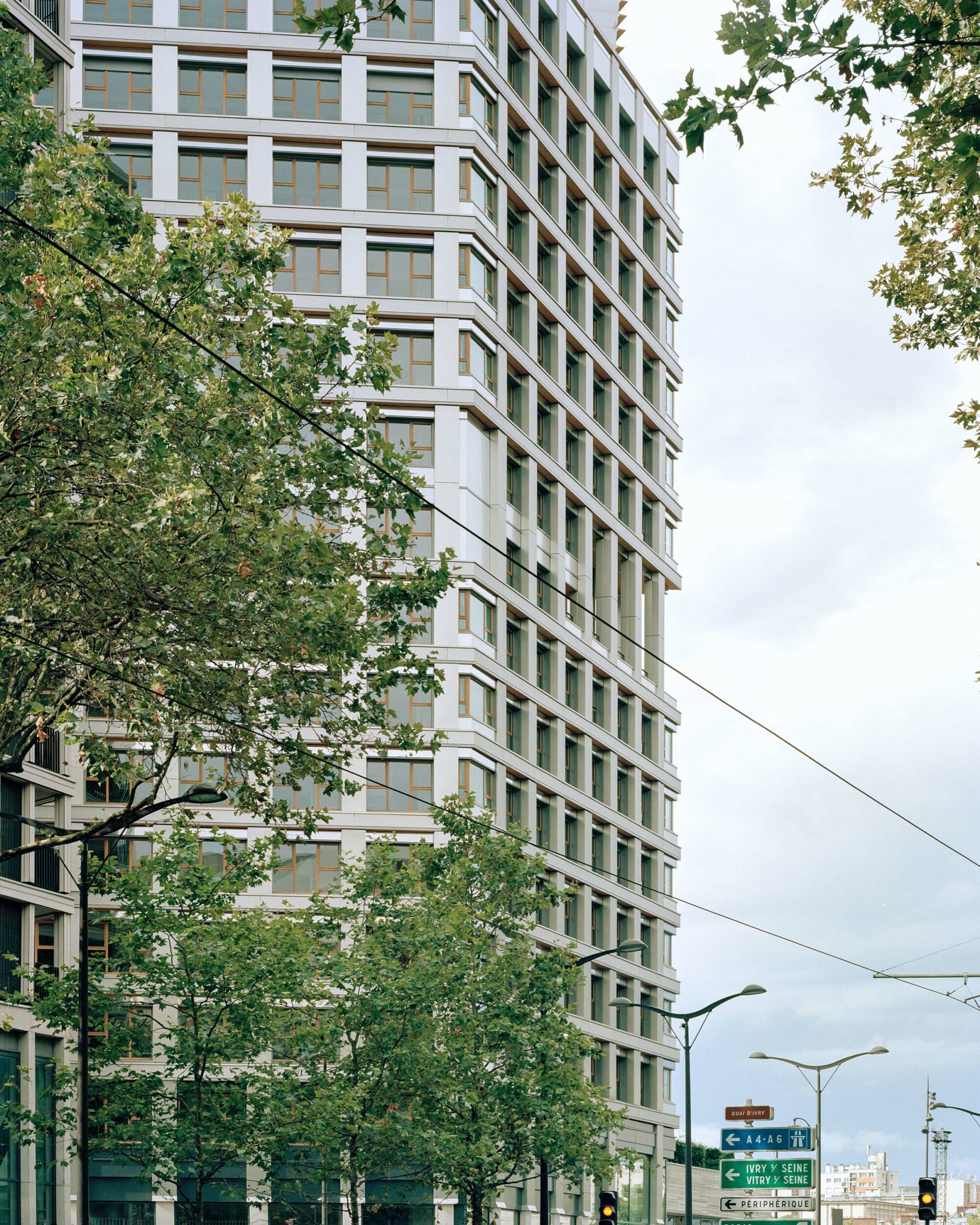 Commune tower - Vincent Lavergne
